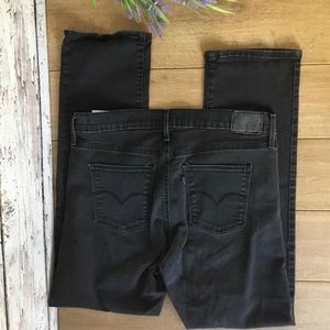 Levi’s slimming straight black jeans 33 waist